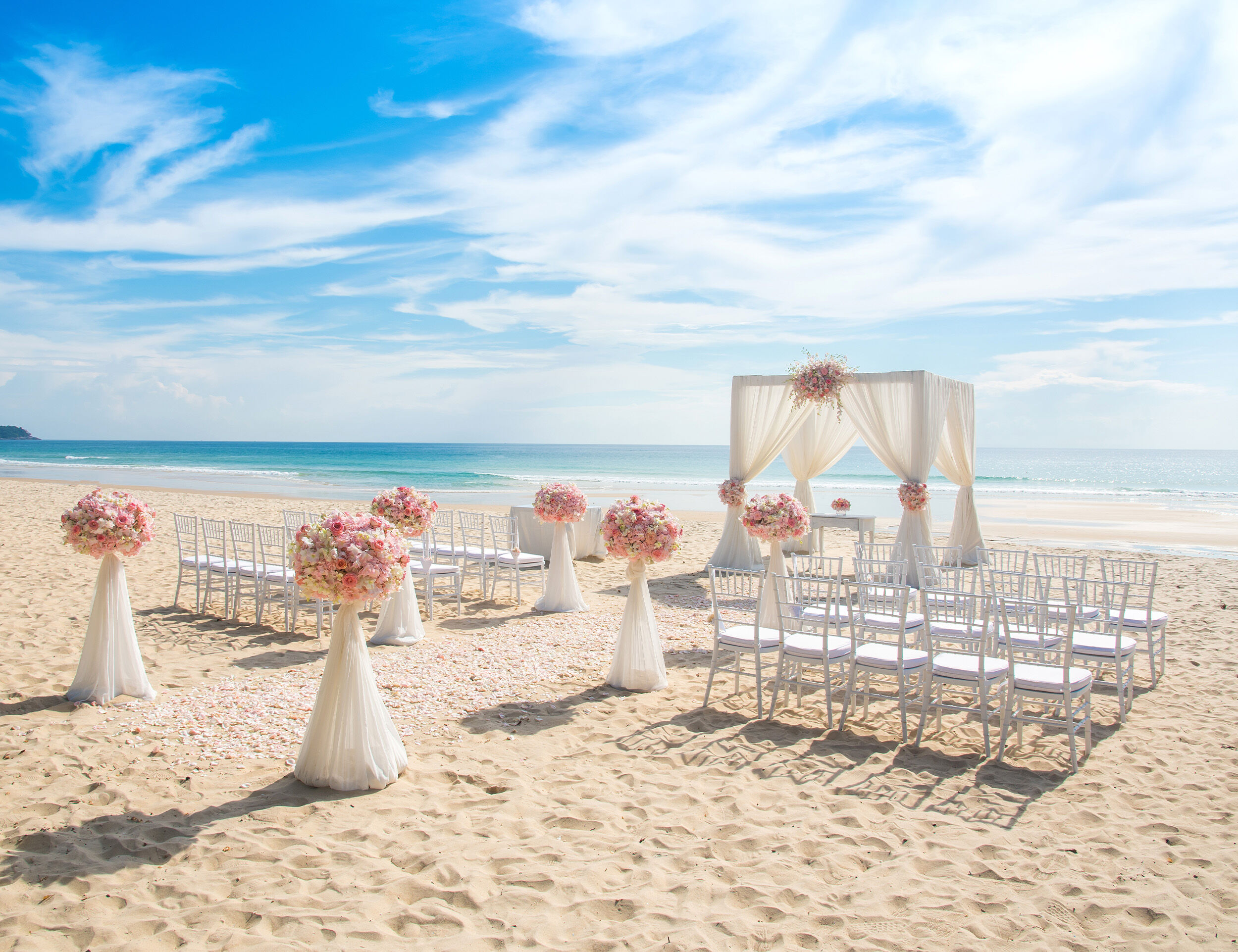 A beautiful beach wedding set-up